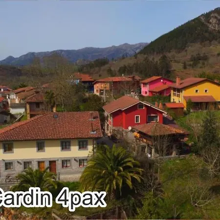 Casa Cardin Apartmán Onís